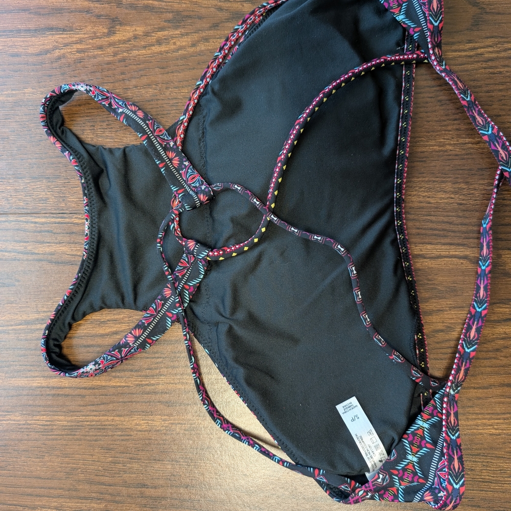 Colorful Patterned Bikini Top - Picture 2 of 2